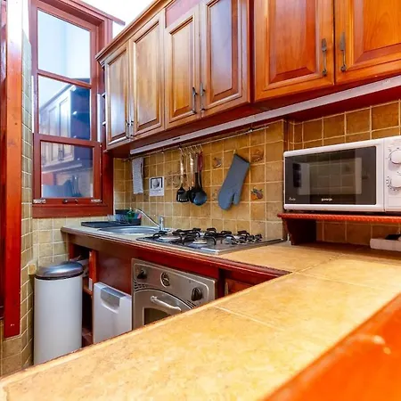 Appartamento D8 Downtown Haven In Kadar Street By Nw