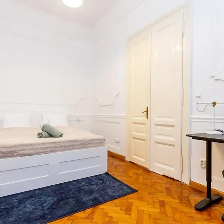 D8 Downtown Haven In Kadar Street By Nw *