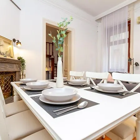 D8 Downtown Haven In Kadar Street By Nw Appartamento *