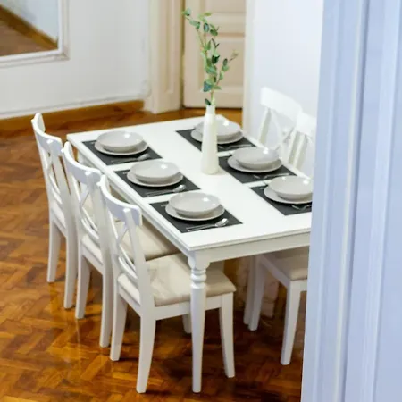 D8 Downtown Haven In Kadar Street By Nw * Budapest