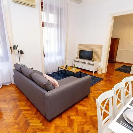 D8 Downtown Haven In Kadar Street By Nw * Budapest